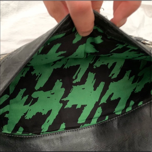 Marc Jacobs Clutch 🖤 - Picture 3 of 4